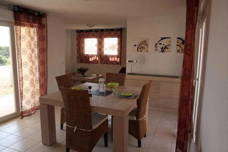 Le Domaine De Manon Aparthotel Toulon 3*,